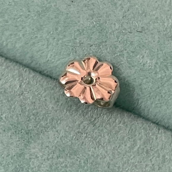 Tiffany never used single butterfly back - Picture 3 of 4